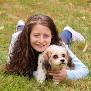 Meet your Posher, Caroline